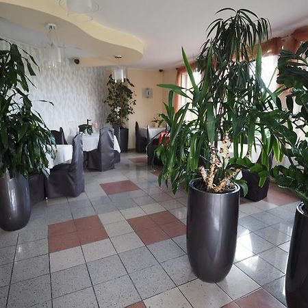 Karat Bed & Breakfast Malbork Exterior photo