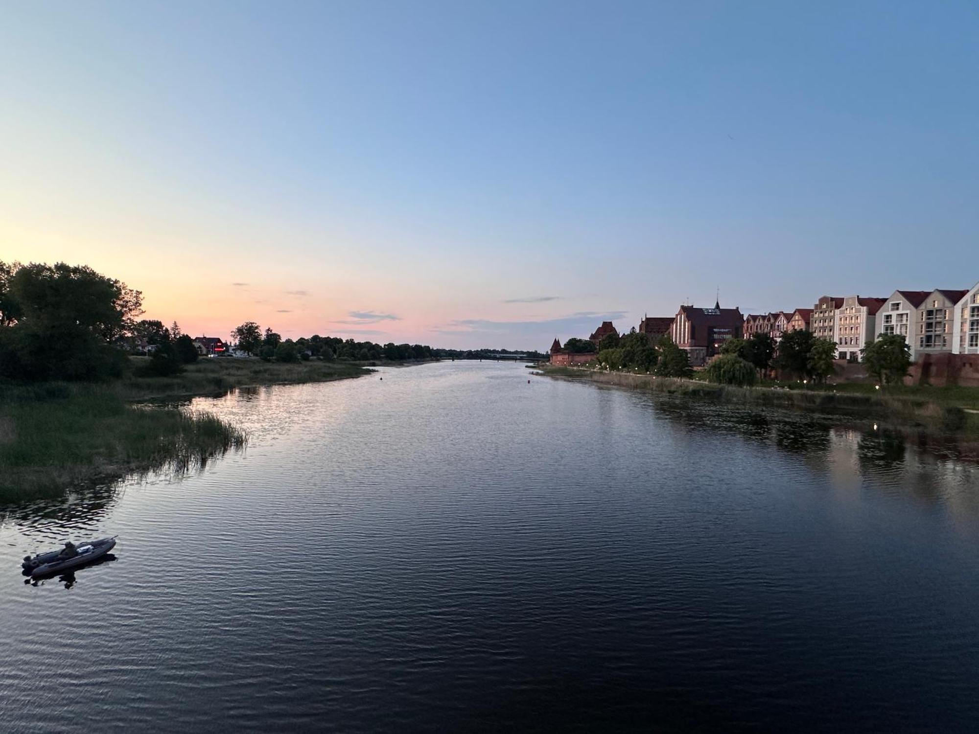 Karat Bed & Breakfast Malbork Exterior photo