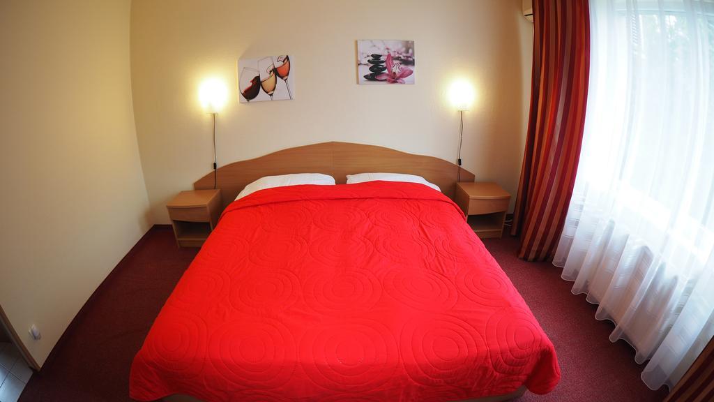 Karat Bed & Breakfast Malbork Exterior photo