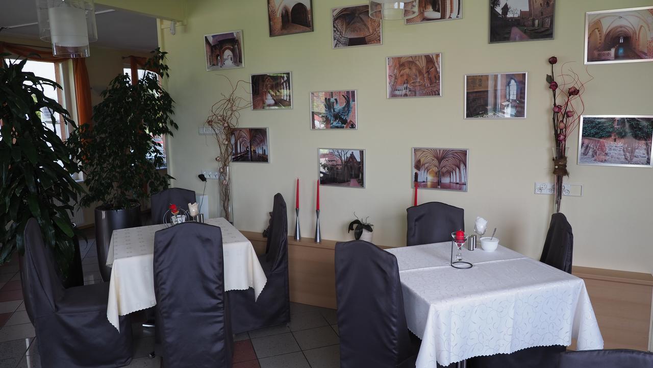 Karat Bed & Breakfast Malbork Exterior photo
